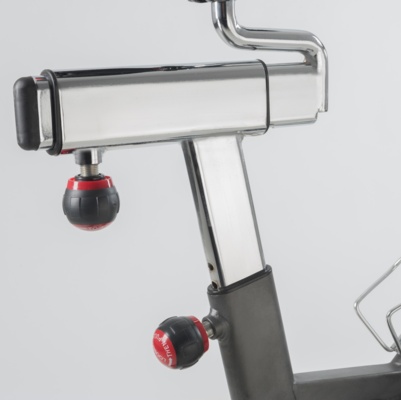SRX saddle adjustment.jpg